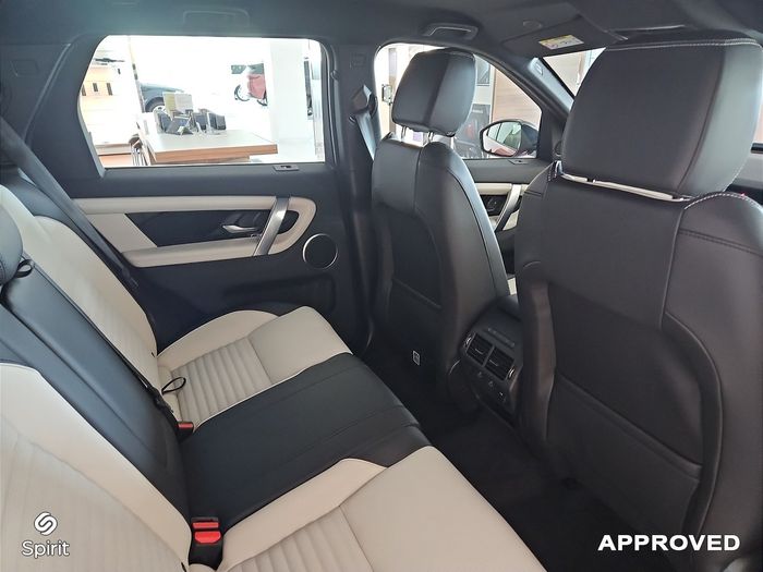 Land Rover Discovery Sport 2026
