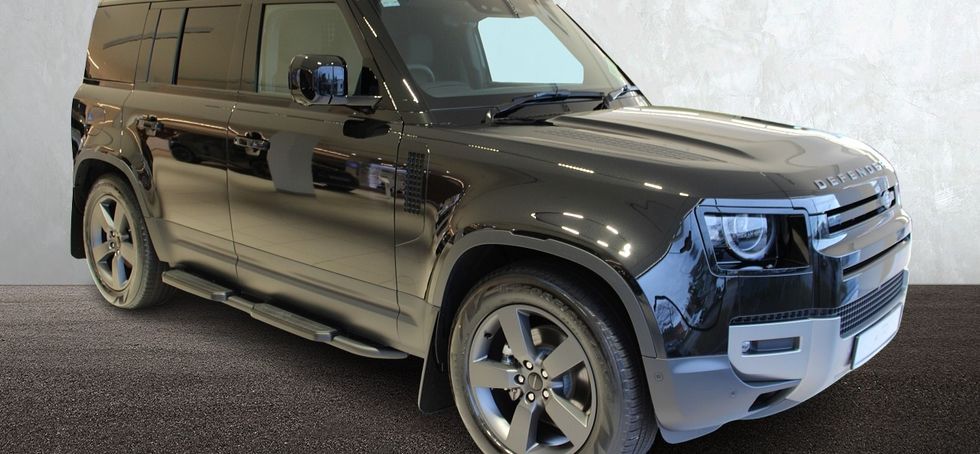 Land Rover Defender 2026