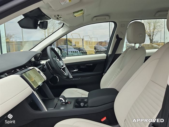 Land Rover Discovery Sport 2025