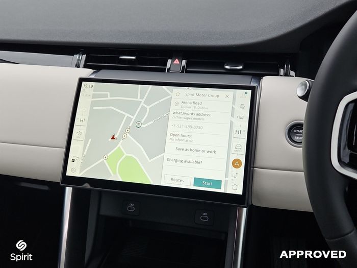 Land Rover Discovery Sport 2025