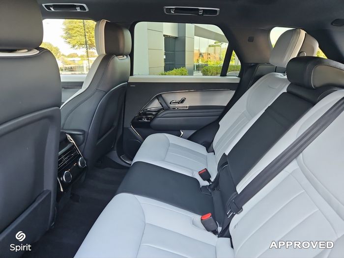 Land Rover Range Rover Sport 2025