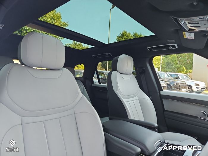 Land Rover Range Rover Sport 2025