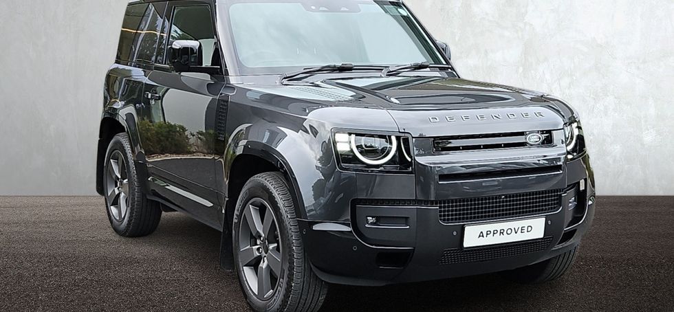Land Rover Defender 2026