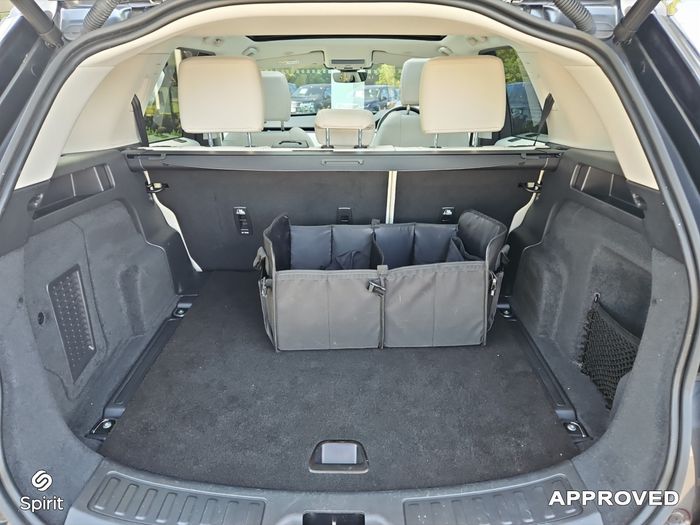 Land Rover Discovery Sport 2025
