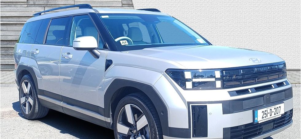 Hyundai Santa Fe 2025
