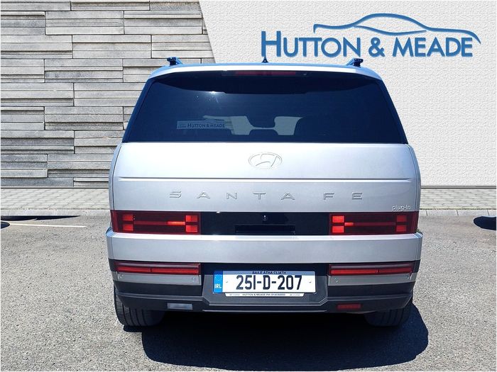Hyundai Santa Fe 2025
