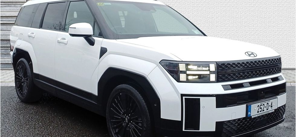Hyundai Santa Fe 2025