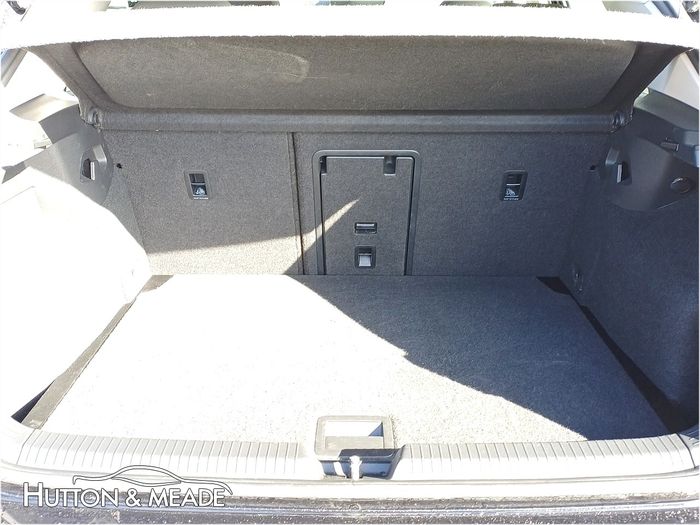 Volkswagen Golf 2024