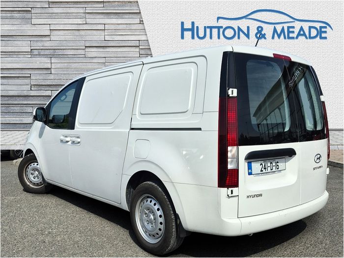 Hyundai Staria 2024