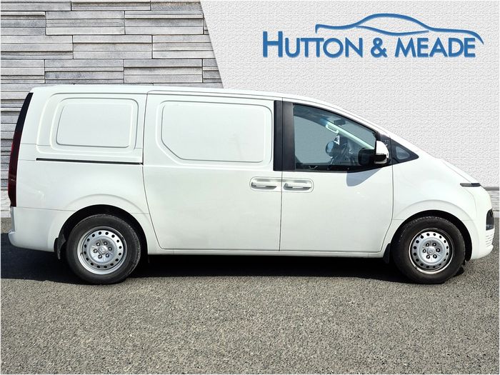 Hyundai Staria 2024