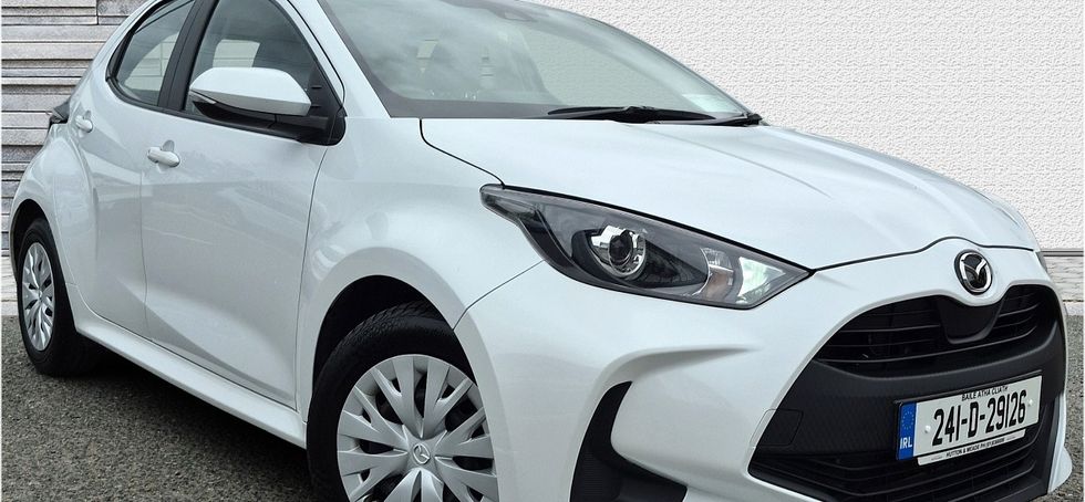 Mazda 2 2024
