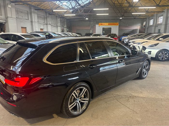 BMW 5 Series 2023