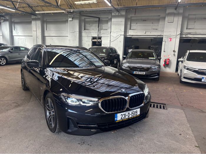 BMW 5 Series 2023