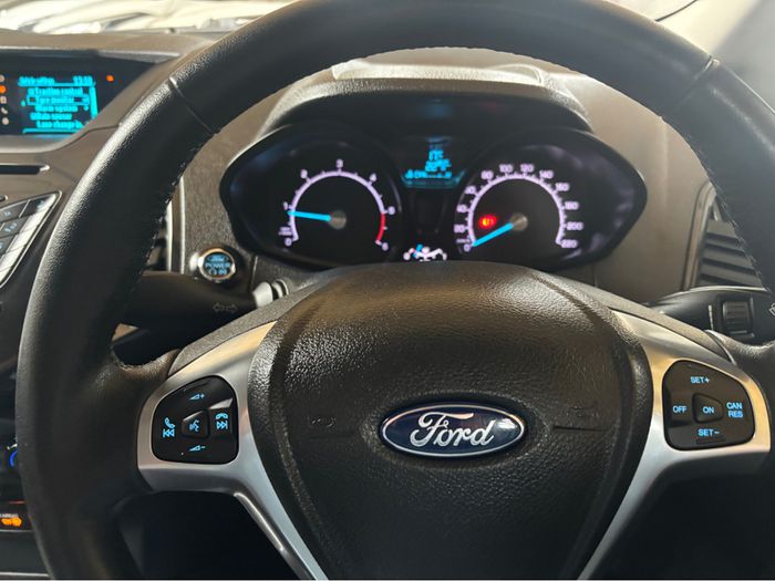 Ford EcoSport 2015