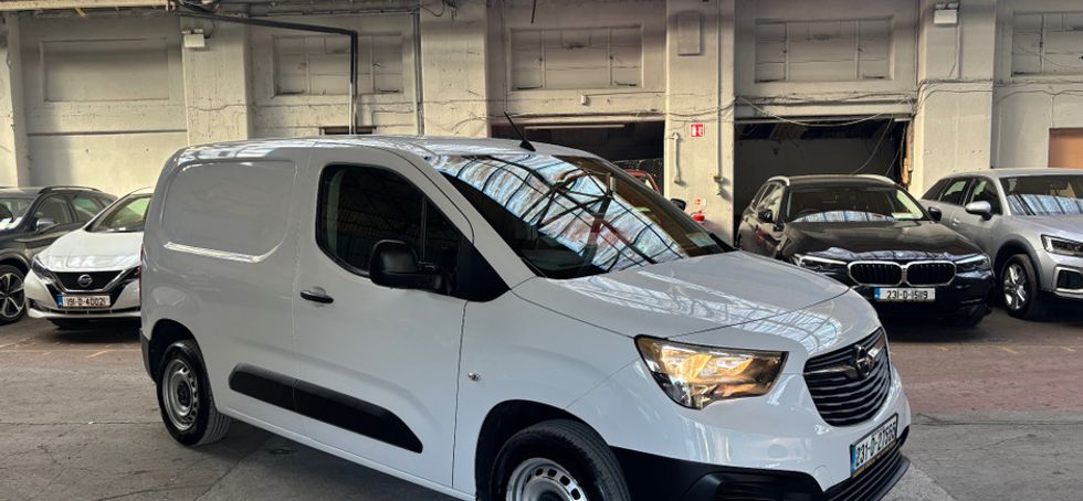 Opel Combo 2023