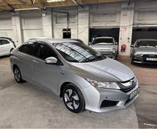 Honda Grace 2017