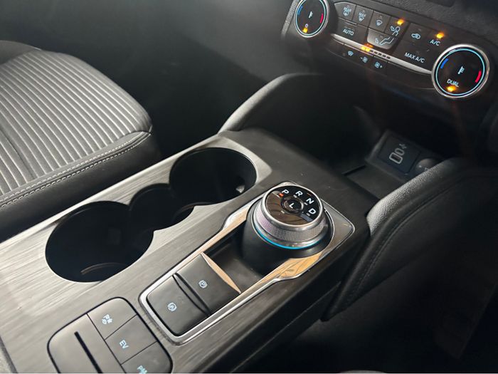 Ford Kuga 2023