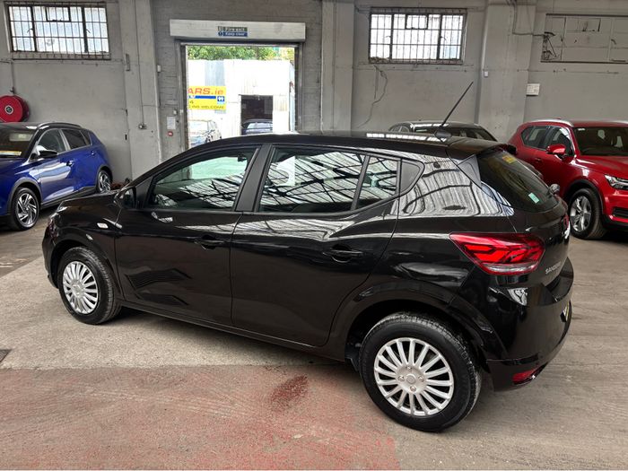 Dacia Sandero 2023