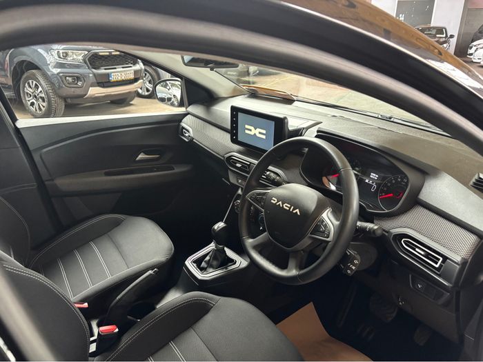 Dacia Sandero 2023