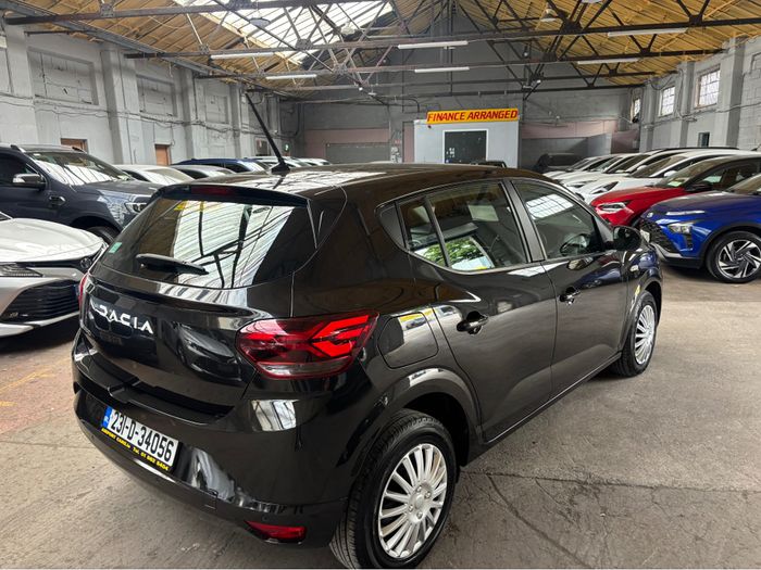 Dacia Sandero 2023