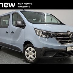 Renault Trafic Passenger 2023
