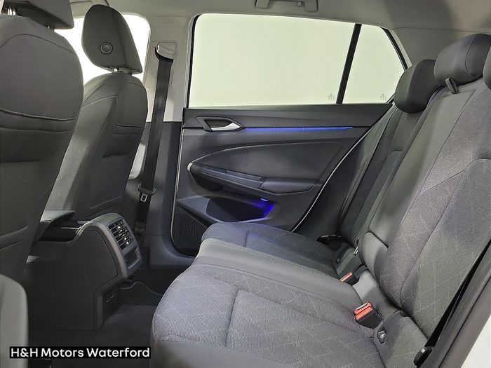 Volkswagen Golf 2023