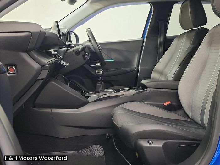 Peugeot 2008 2021