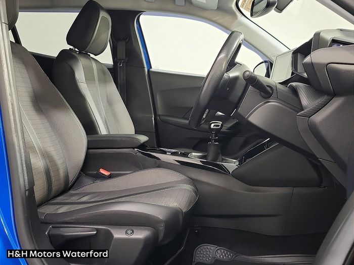 Peugeot 2008 2021