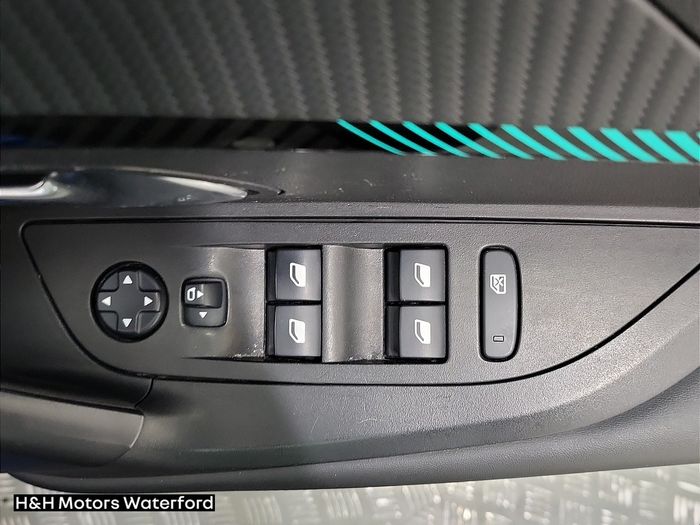 Peugeot 2008 2021
