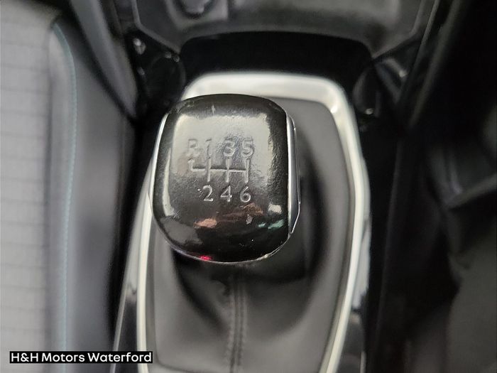 Peugeot 2008 2021