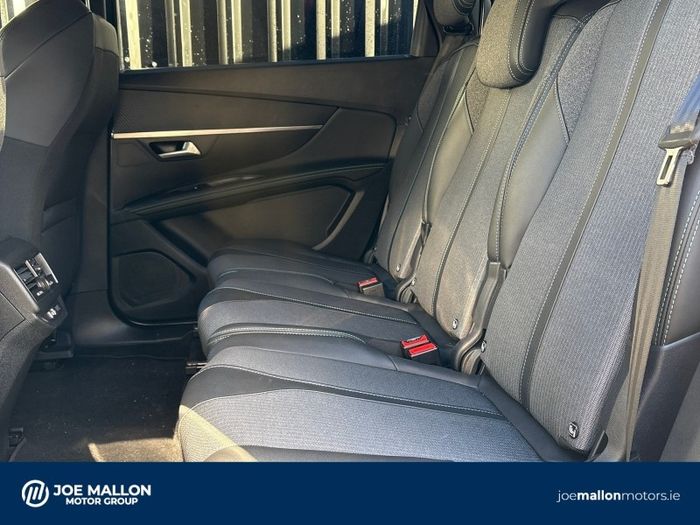 Peugeot 5008 2025