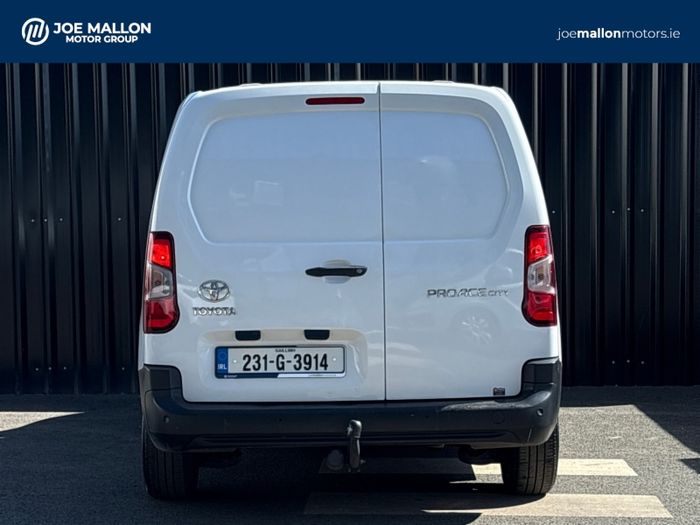 Toyota Proace 2023