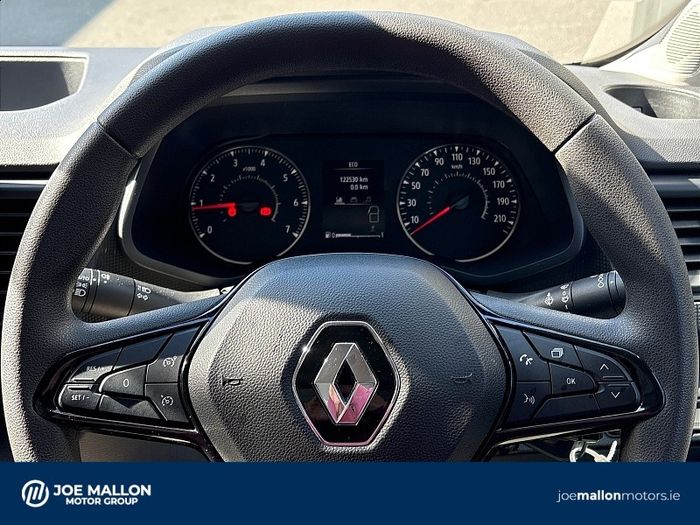 Renault Trafic 2023