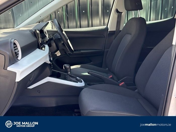 SEAT Arona 2024