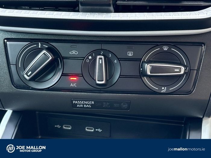 SEAT Arona 2024