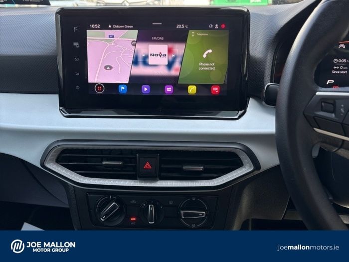 SEAT Arona 2024