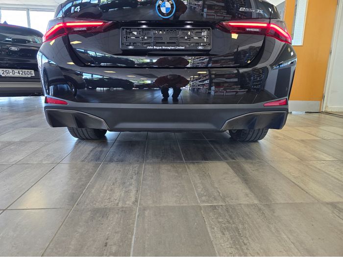 BMW i4 2024