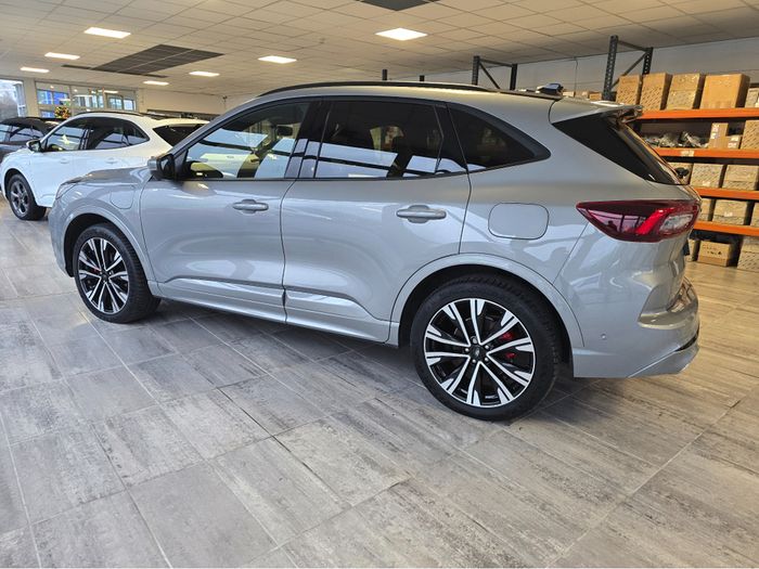 Ford Kuga 2025