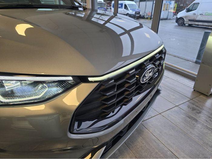 Ford Kuga 2025