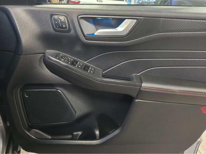 Ford Kuga 2025