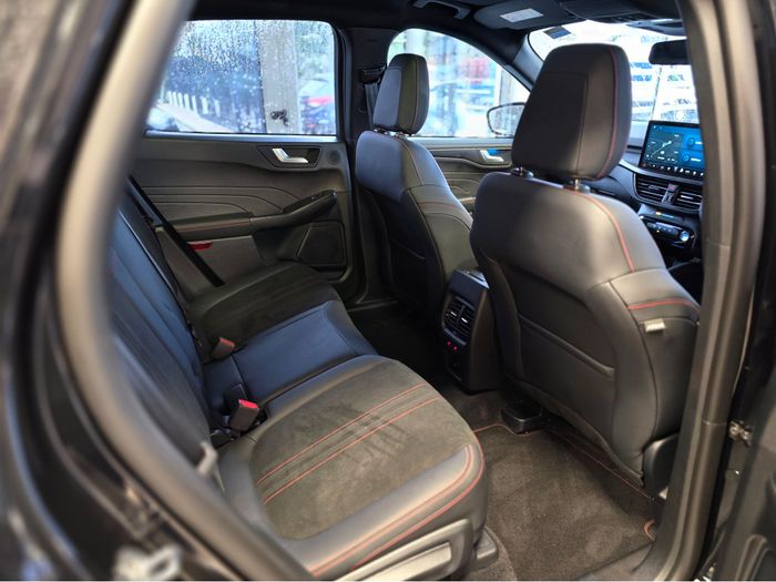 Ford Kuga 2025