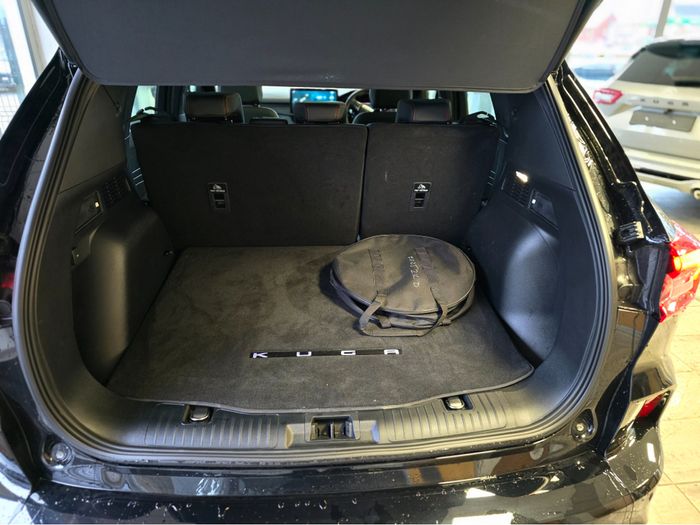 Ford Kuga 2025