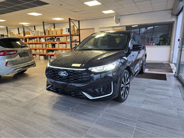 Ford Kuga 2025