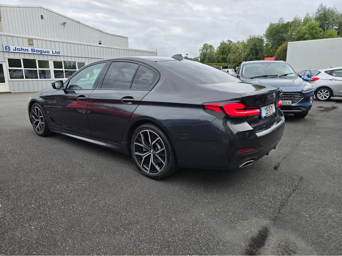 BMW 5 Series 2022
