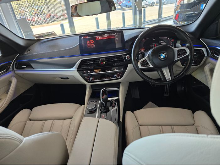 BMW 5 Series 2022