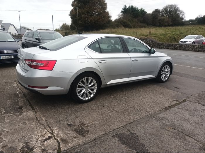 Skoda Superb 2022