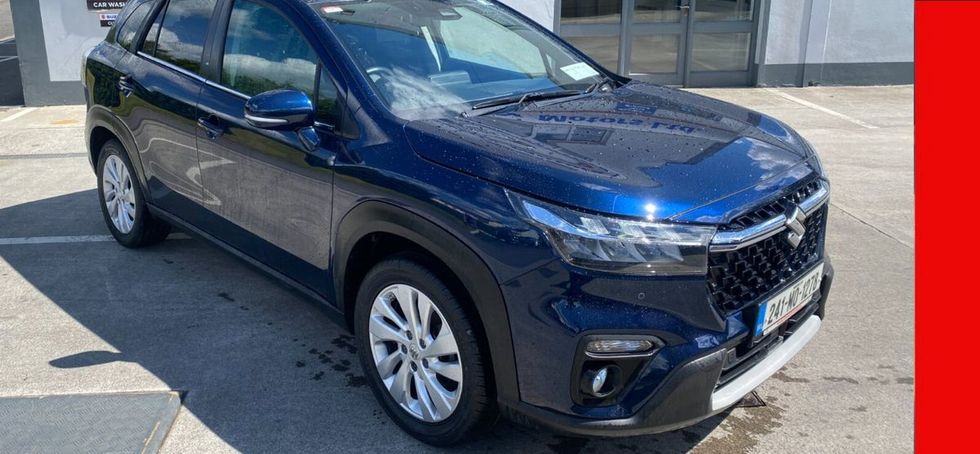 Suzuki S-CROSS 2024