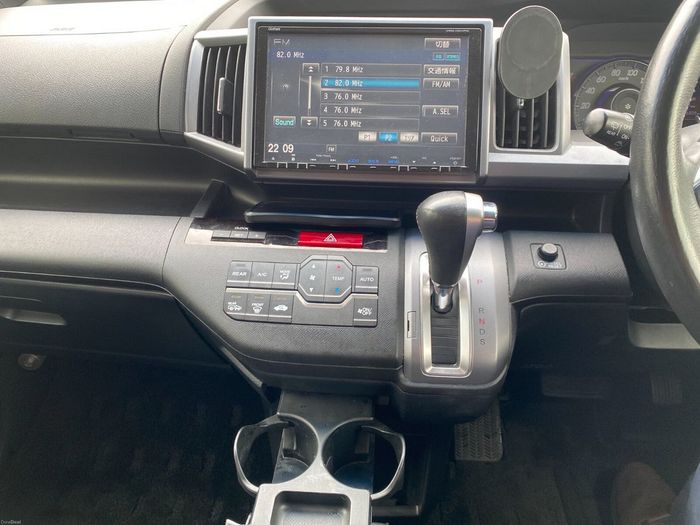 Honda Stepwagon 2013