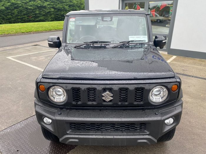 Suzuki Jimny 2025
