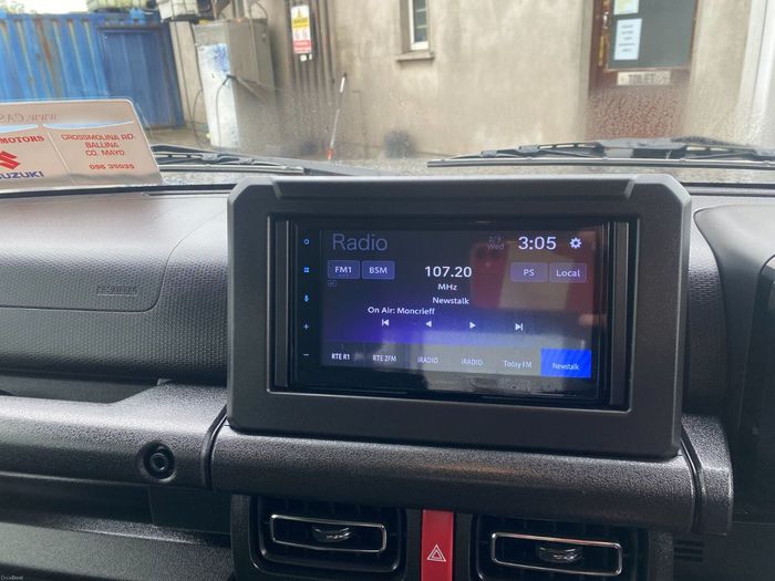 Suzuki Jimny 2025